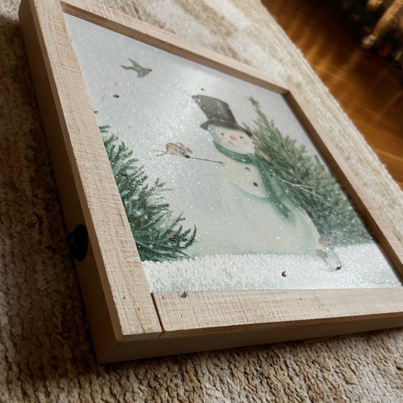 Vintage inspired Winter Woodland Snowman Light Up Picture - Picture 3 of 6
